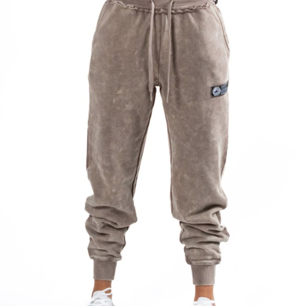 Alphalete Very Terry Joggers